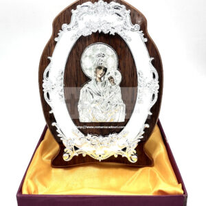 Icoana din lemn cu rama argintie Maica cu Pruncul